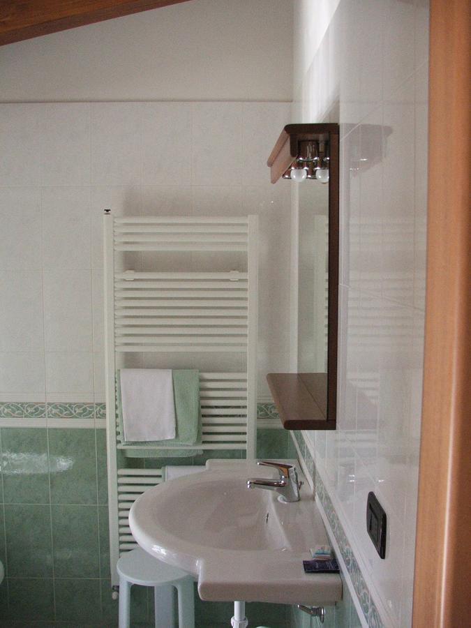 Hotel Ponte Autostrada Серіате Екстер'єр фото
